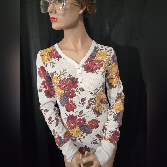 Time and Tru Multicolor Knit Top - Picture 1 of 5